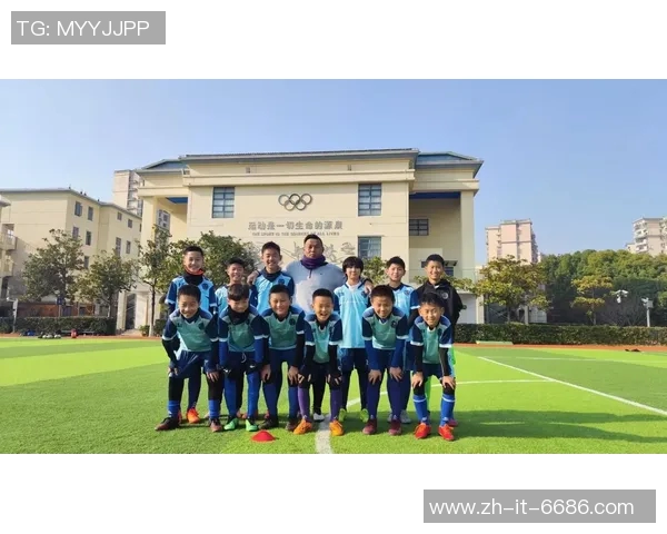 幸运星足球新星杨巍锋简介及其崭露头角的成长历程